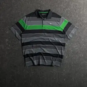 Nike Gold – Polo T-shirt