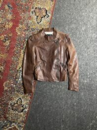 QUA women’s genuine Leather jacket