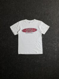 • Vintage Pizza My Heart features the iconic surf
