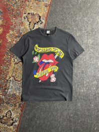 •Rolling Stones unfinished gray T-shirt