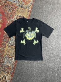 • dark pumpkin