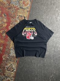 •NFL Chiefs T-shirt