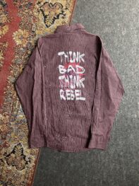 •Y2K shirt
