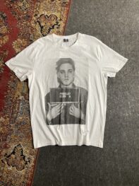 •Elvis T-shirt