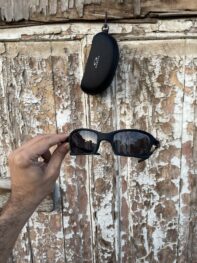 •OAKLEY (X-SQUARED)