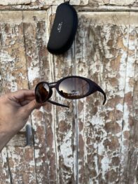 •OAKLEY (eye jacket)